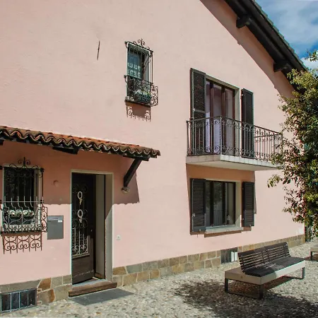 Semesterbostad Holiday Home La Fiorella Brissago