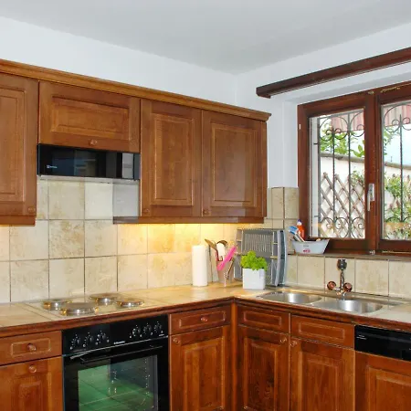 Semesterbostad Holiday Home La Fiorella Brissago